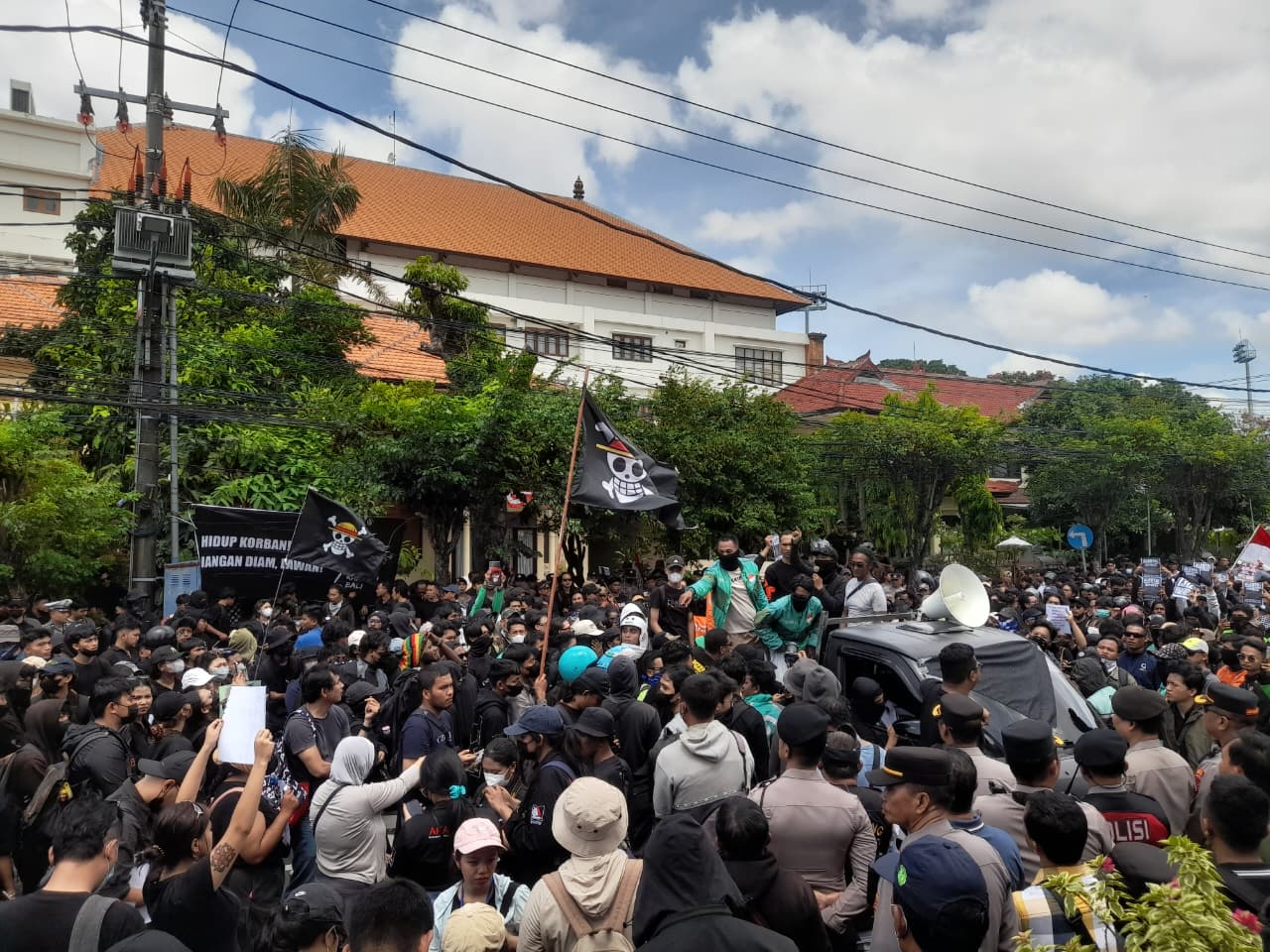 IJTI Bali Kecam Tindakan Intimidasi Oknum Polisi Terhadap Jurnalis 1 kecam