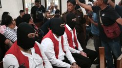 Sidang Penembakan WNA Australia, Saksi Dengar Pecahan Kayu, Diikuti Suara Tembakan
